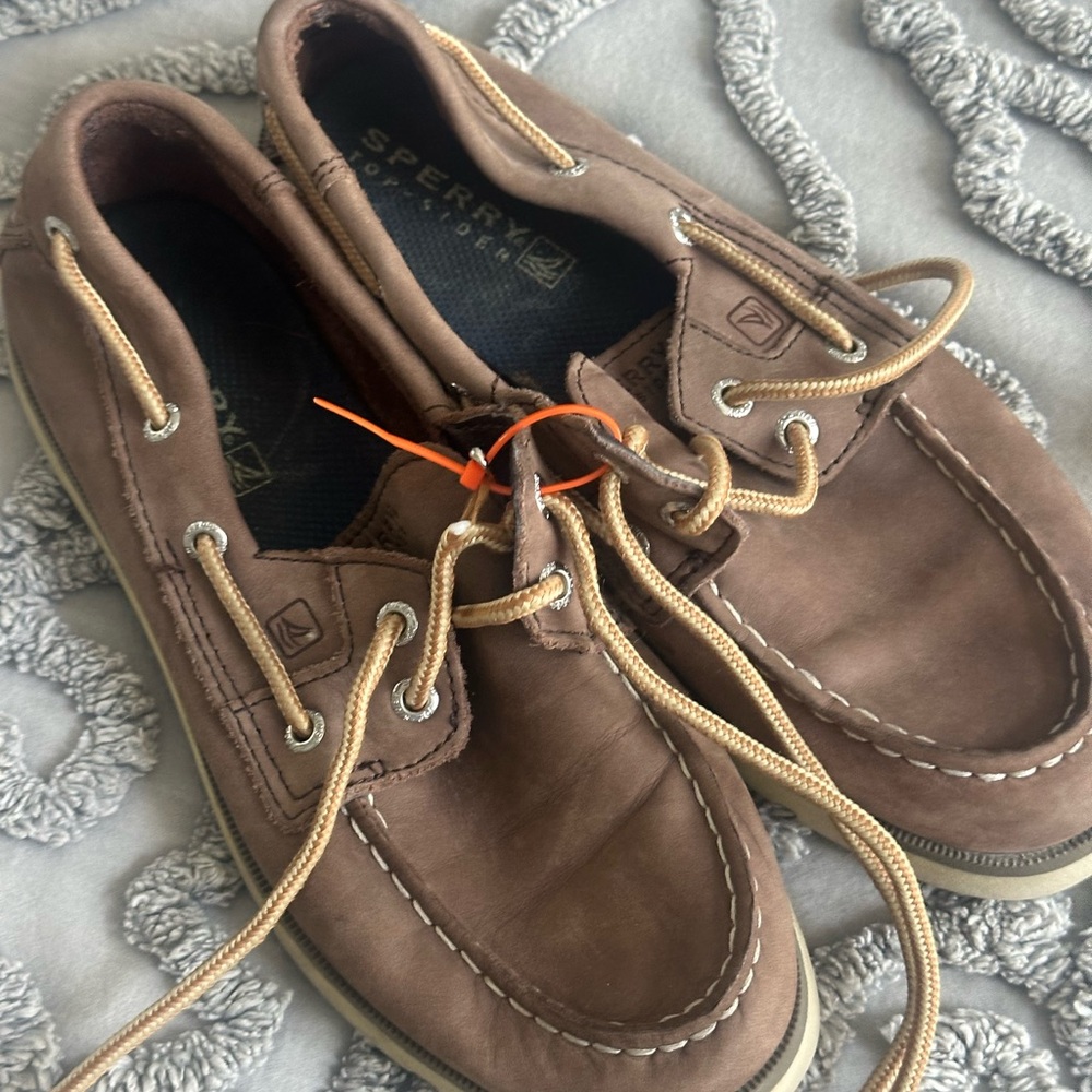 Boys Sperrys